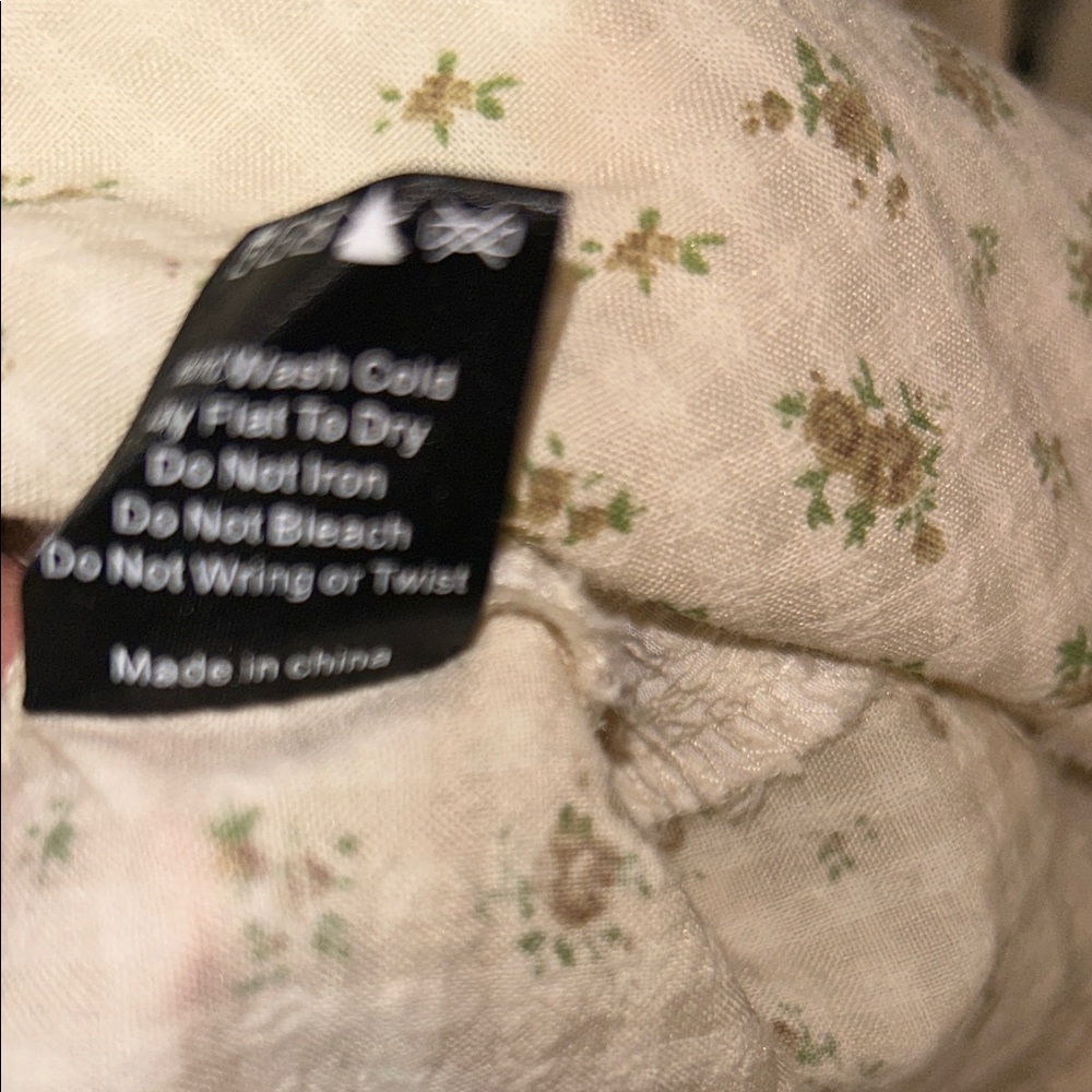 POL Floral Tiered Spaghetti-Strap Maxi Dress - Cream size medium - Picture 15 of 16